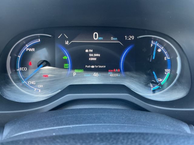 Used 2023 Toyota RAV4 SE w/ Weather & Moonroof Package AWD/4WD image 17