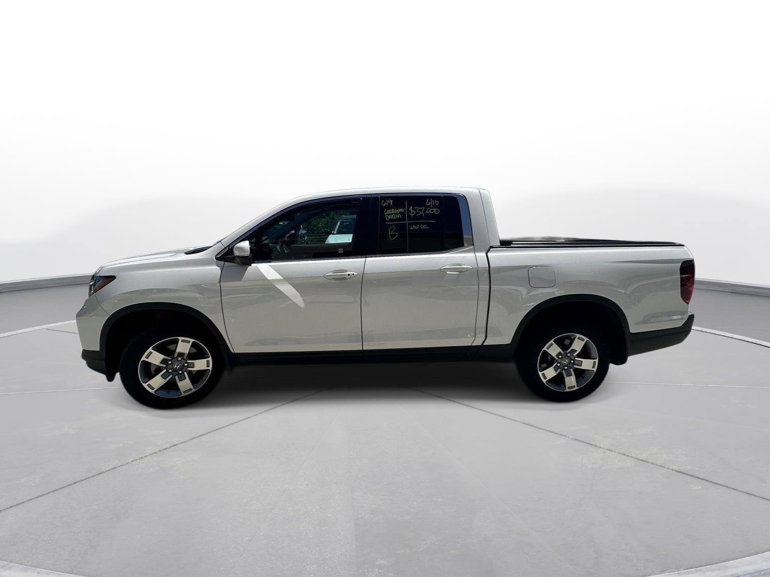 Used 2025 Honda Ridgeline RTL image 9