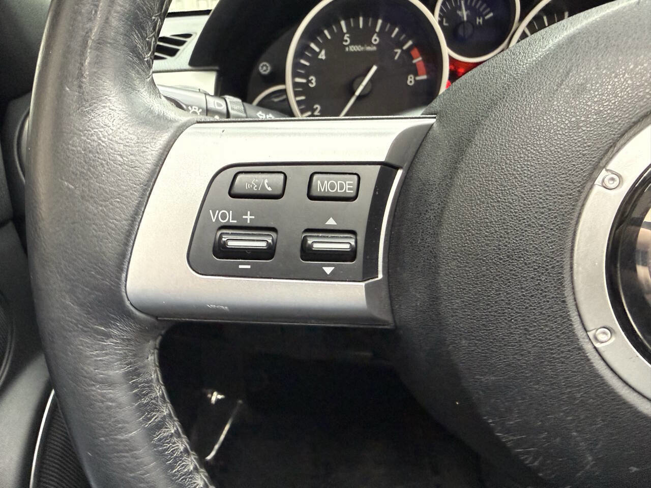 Used 2009 MAZDA MX-5 Miata Grand Touring w/ Premium Pkg RWD image 20