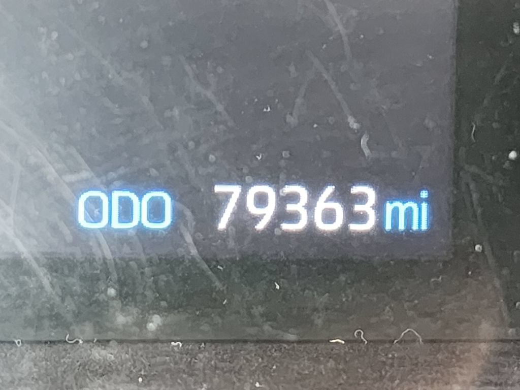 Used 2022 Toyota RAV4 XLE FWD image 31