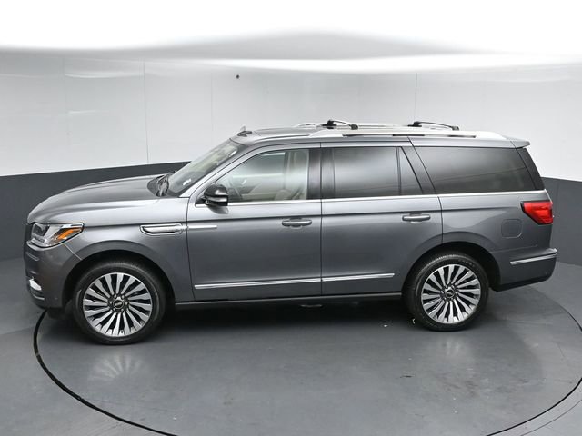 Certified 2021 Lincoln Navigator Reserve w/ Luxury Package AWD/4WD image 50