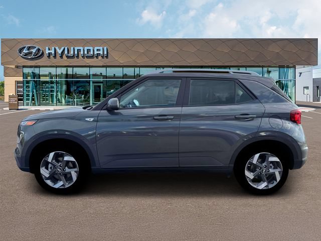 New 2026 Hyundai Venue SEL FWD image 3