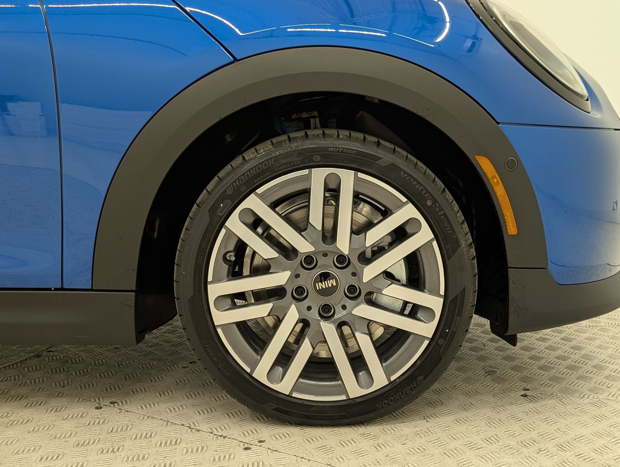 New 2026 MINI Cooper S image 12