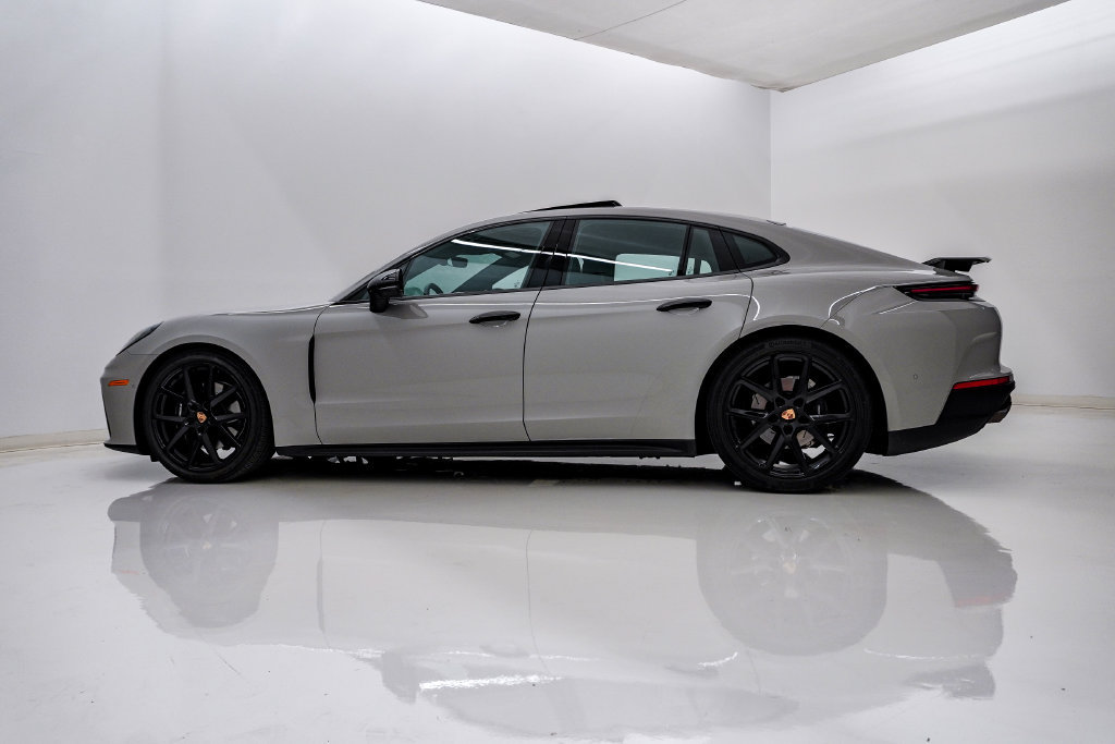 Certified 2026 Porsche Panamera 4 AWD/4WD image 2