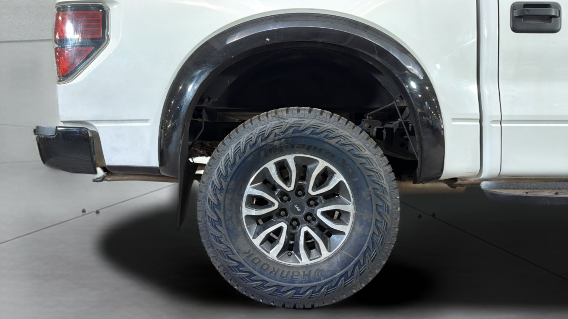 Used 2013 Ford F150 Raptor w/ Luxury Equipment Group AWD/4WD image 35