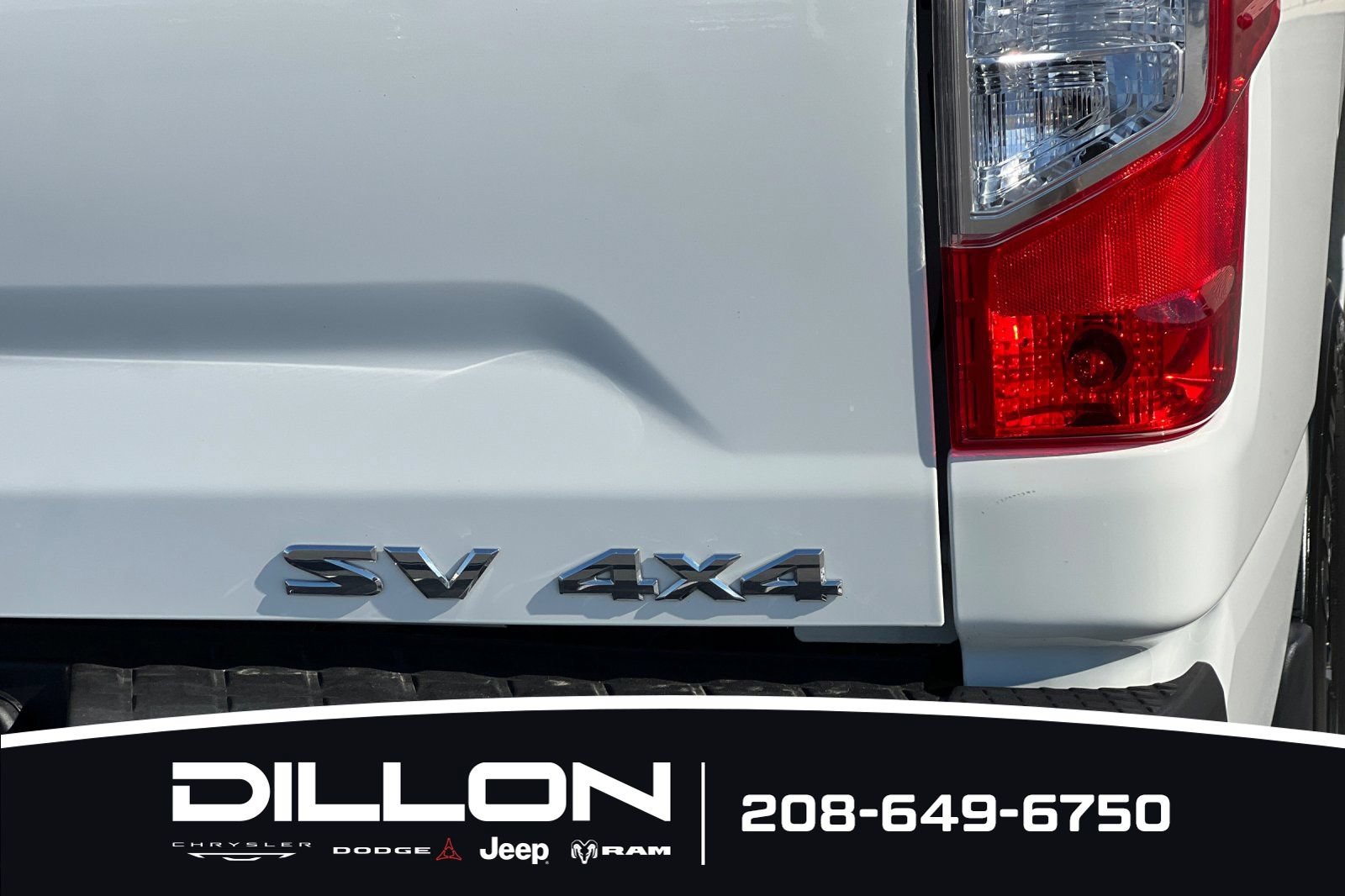 Used 2024 Nissan Titan SV AWD/4WD image 24