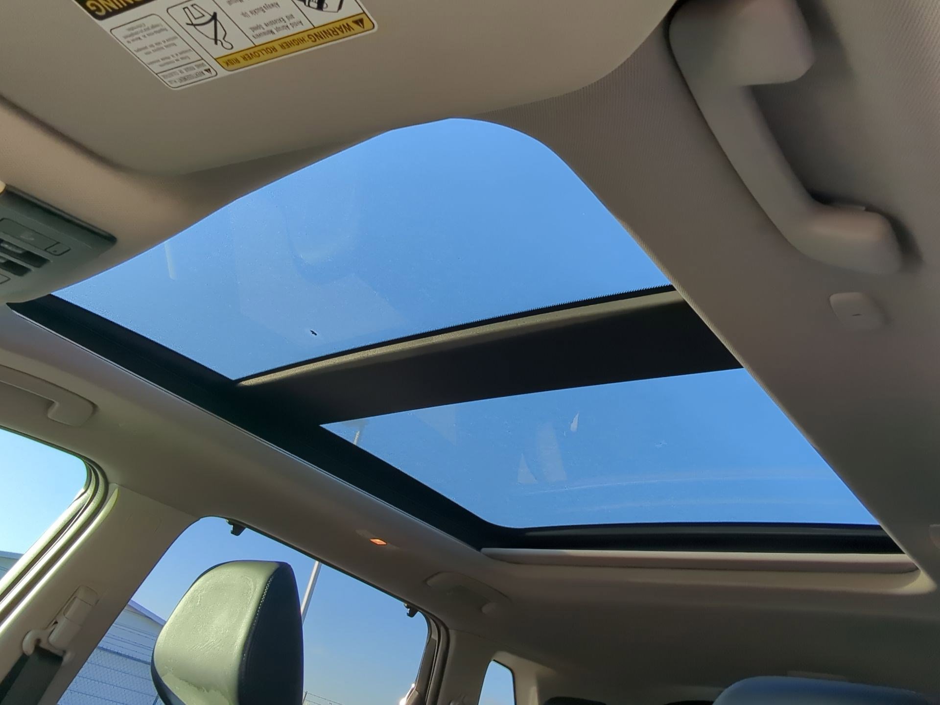 Used 2022 Nissan Rogue Platinum w/ Head-Up Display Package image 16