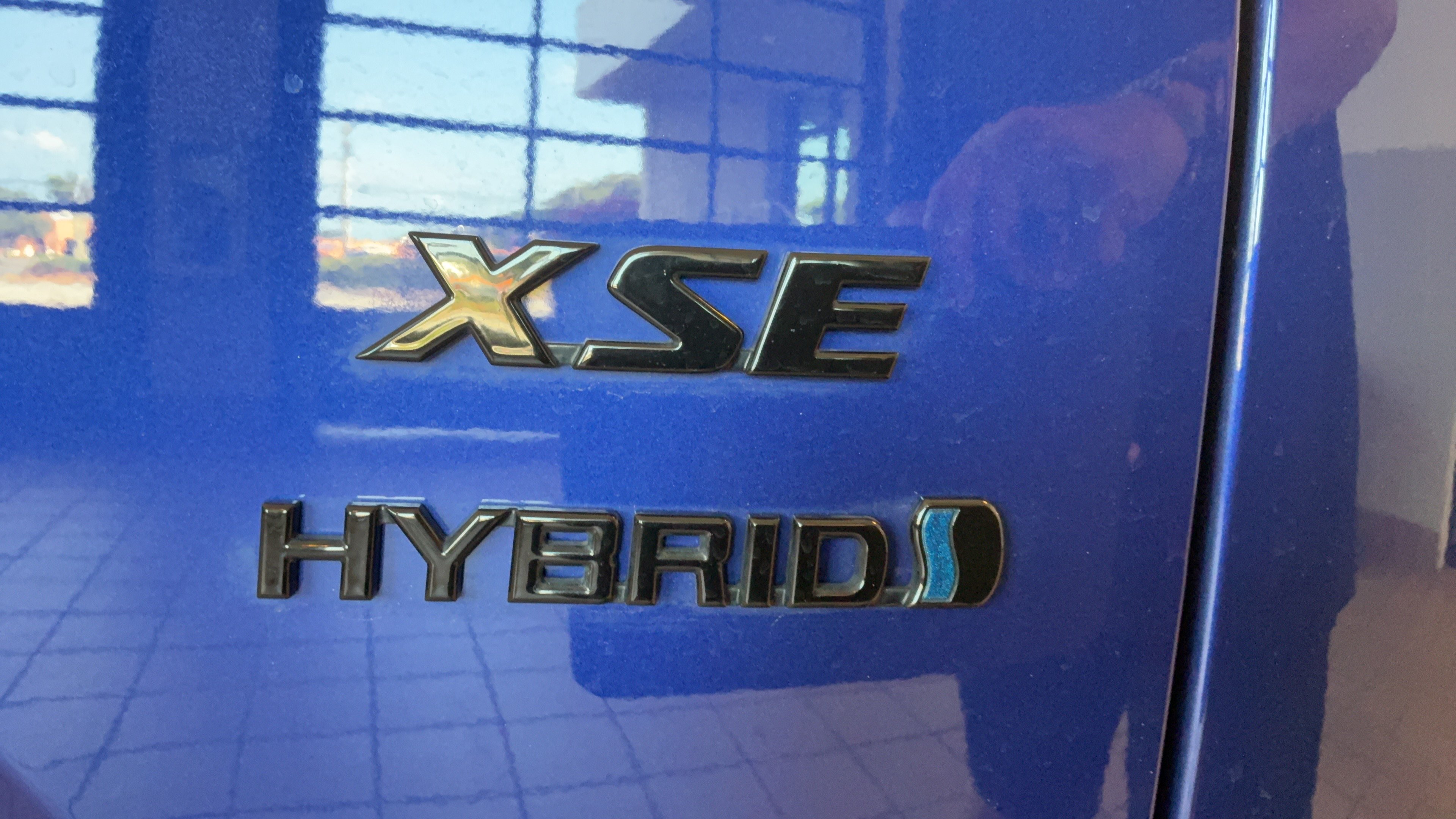 Certified 2023 Toyota Corolla Cross AWD Hybrid w/ Convenience Package image 46
