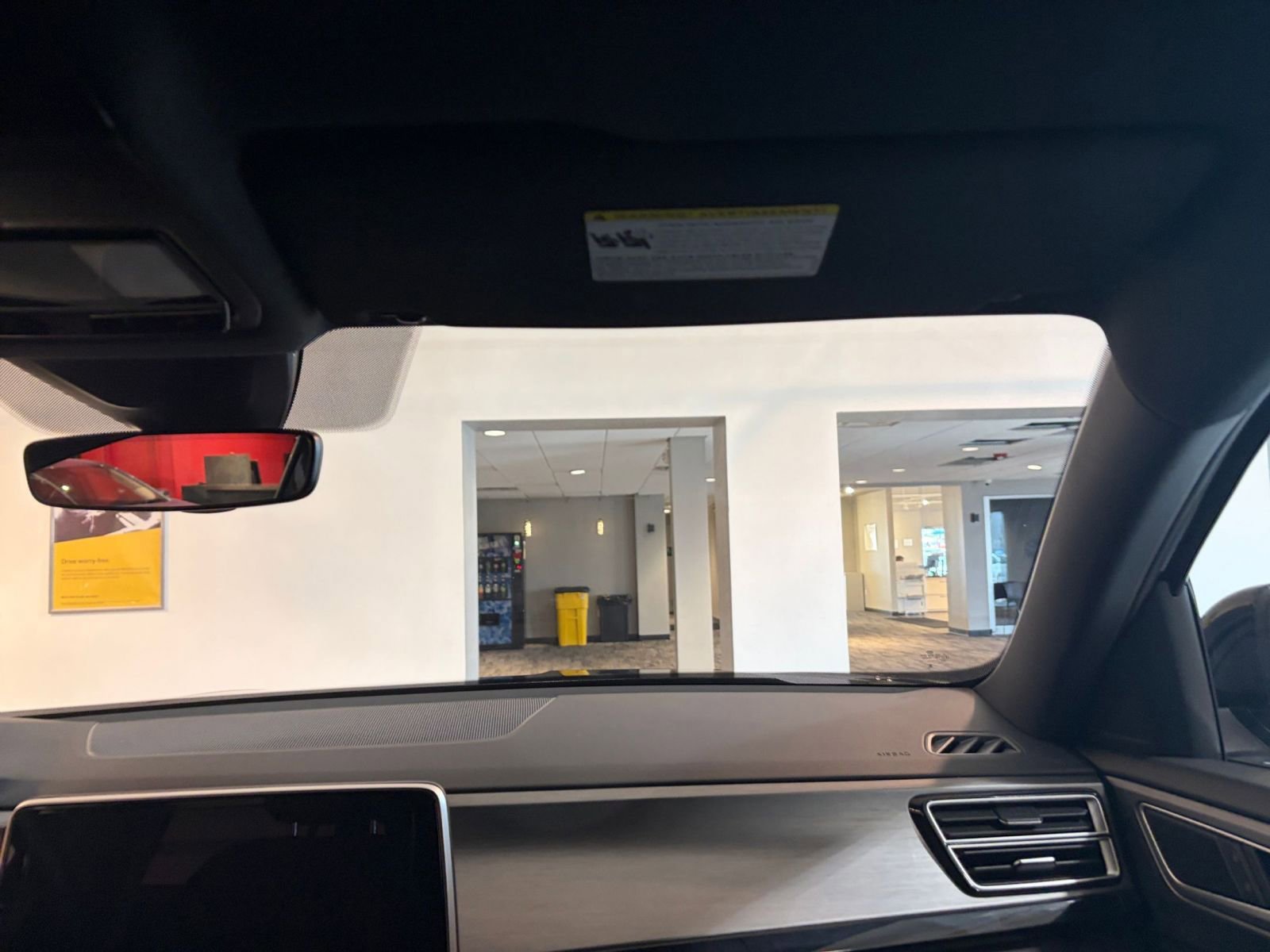 Used 2025 Volkswagen Atlas Cross Sport SE image 35