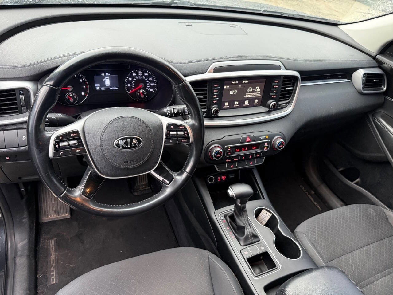 Used 2020 Kia Sorento S image 13