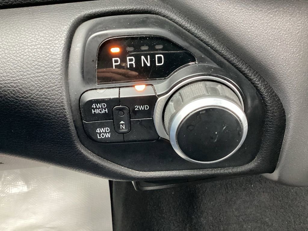 Used 2024 RAM 2500 Big Horn AWD/4WD image 24