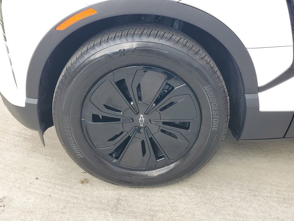 Used 2026 Chevrolet Blazer EV LT w/ Midnight/Sport Edition image 5