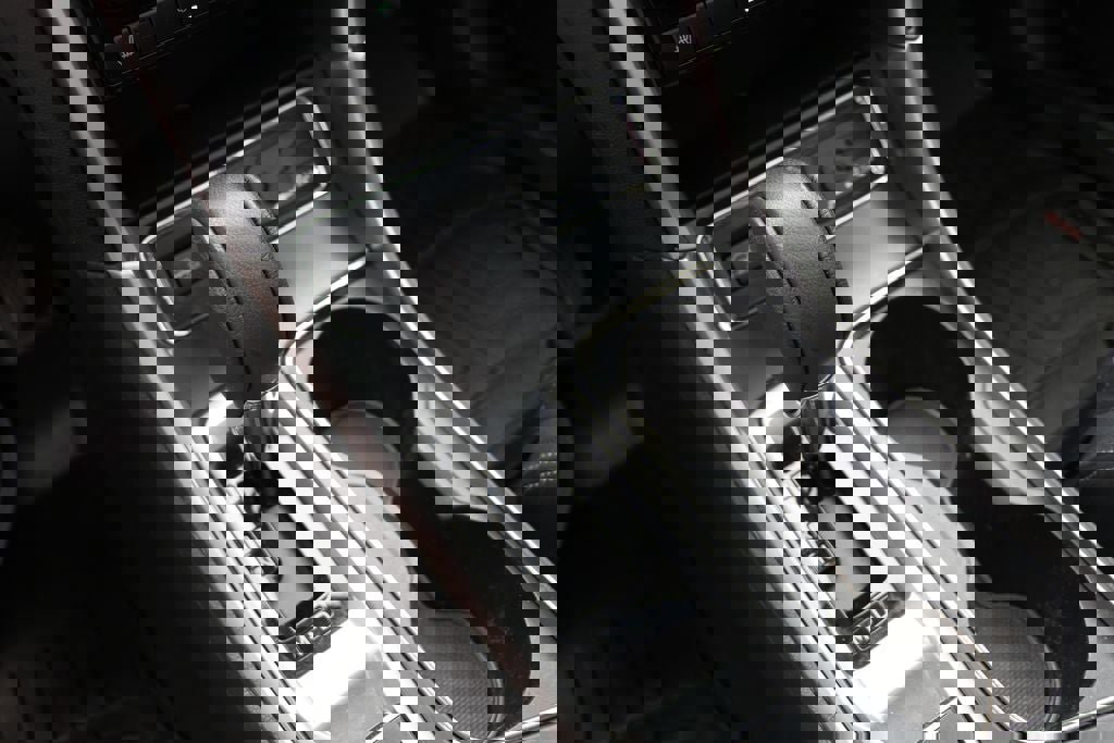 Used 2022 Subaru Ascent Limited w/ Technology Package image 26