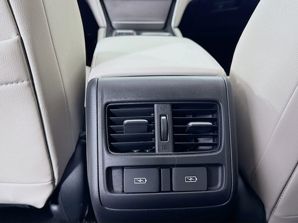 Used 2021 Honda Accord Touring image 31