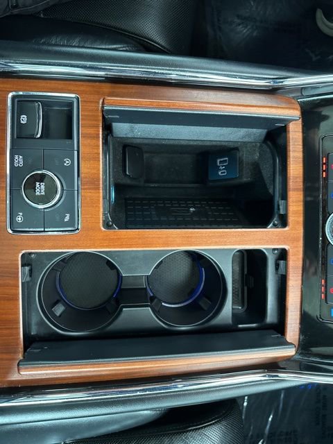 Used 2020 Lincoln Navigator L Reserve w/ Equipment Group 208A Reserve AWD/4WD image 21
