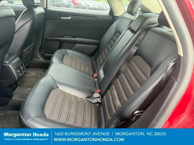 Used 2018 Ford Fusion SE w/ Equipment Group 201A FWD image 24