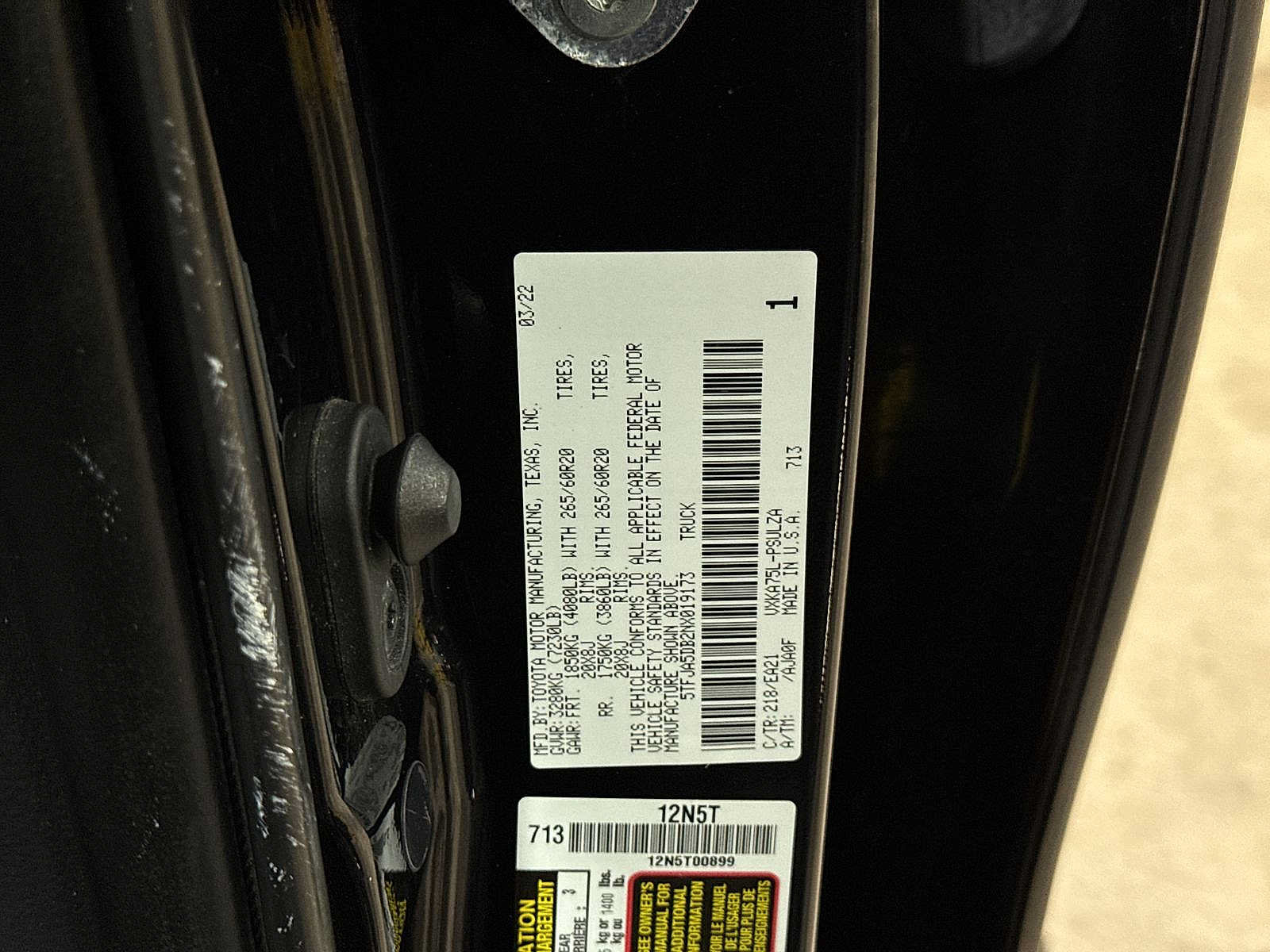 Used 2022 Toyota Tundra Limited w/ Power Package AWD/4WD image 14