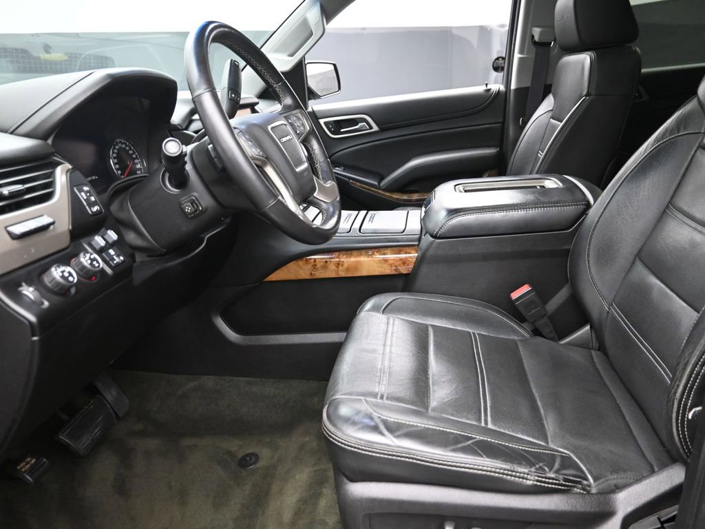 Used 2015 GMC Yukon Denali w/ Touring Package image 15