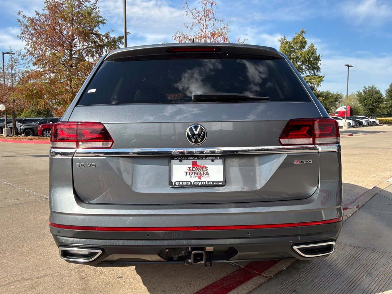 Used 2022 Volkswagen Atlas SE AWD/4WD image 7