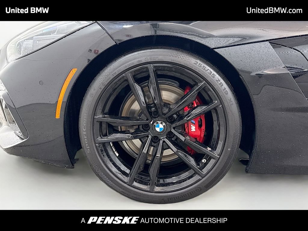 Used 2025 BMW Z4 M40i w/ Premium Package image 2