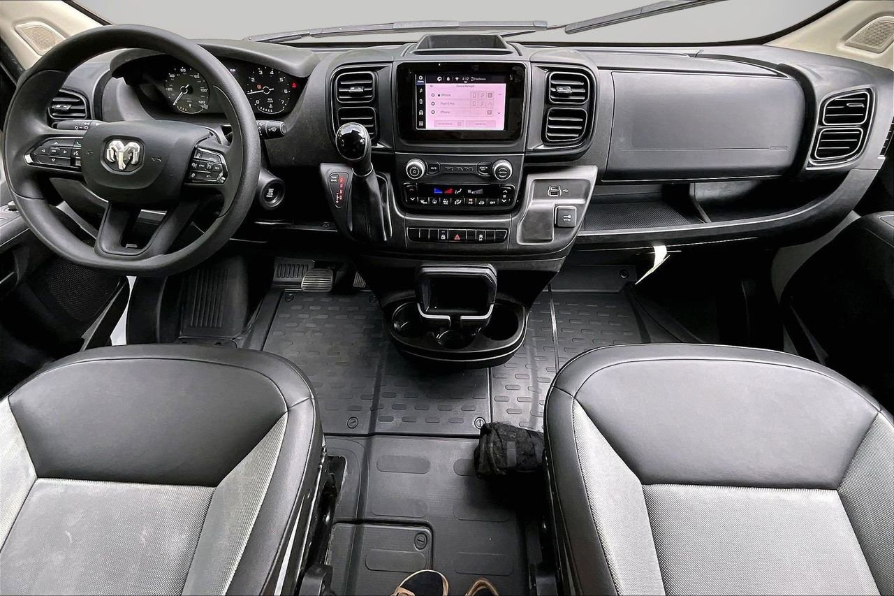 Used 2024 RAM ProMaster 2500 w/ Convenience Group FWD image 14