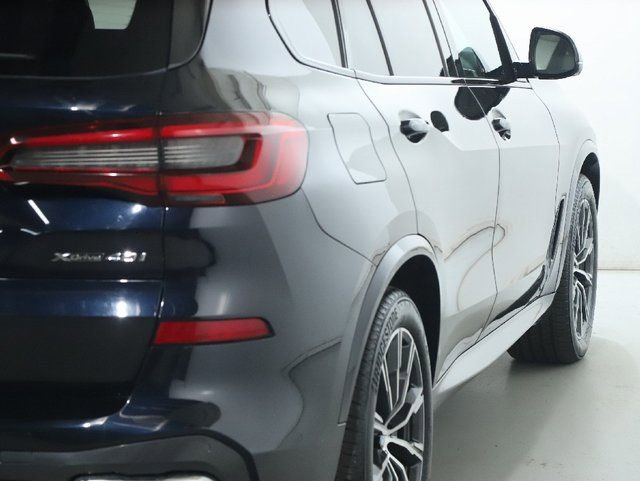 Used 2019 BMW X5 xDrive40i w/ M Sport Package image 9