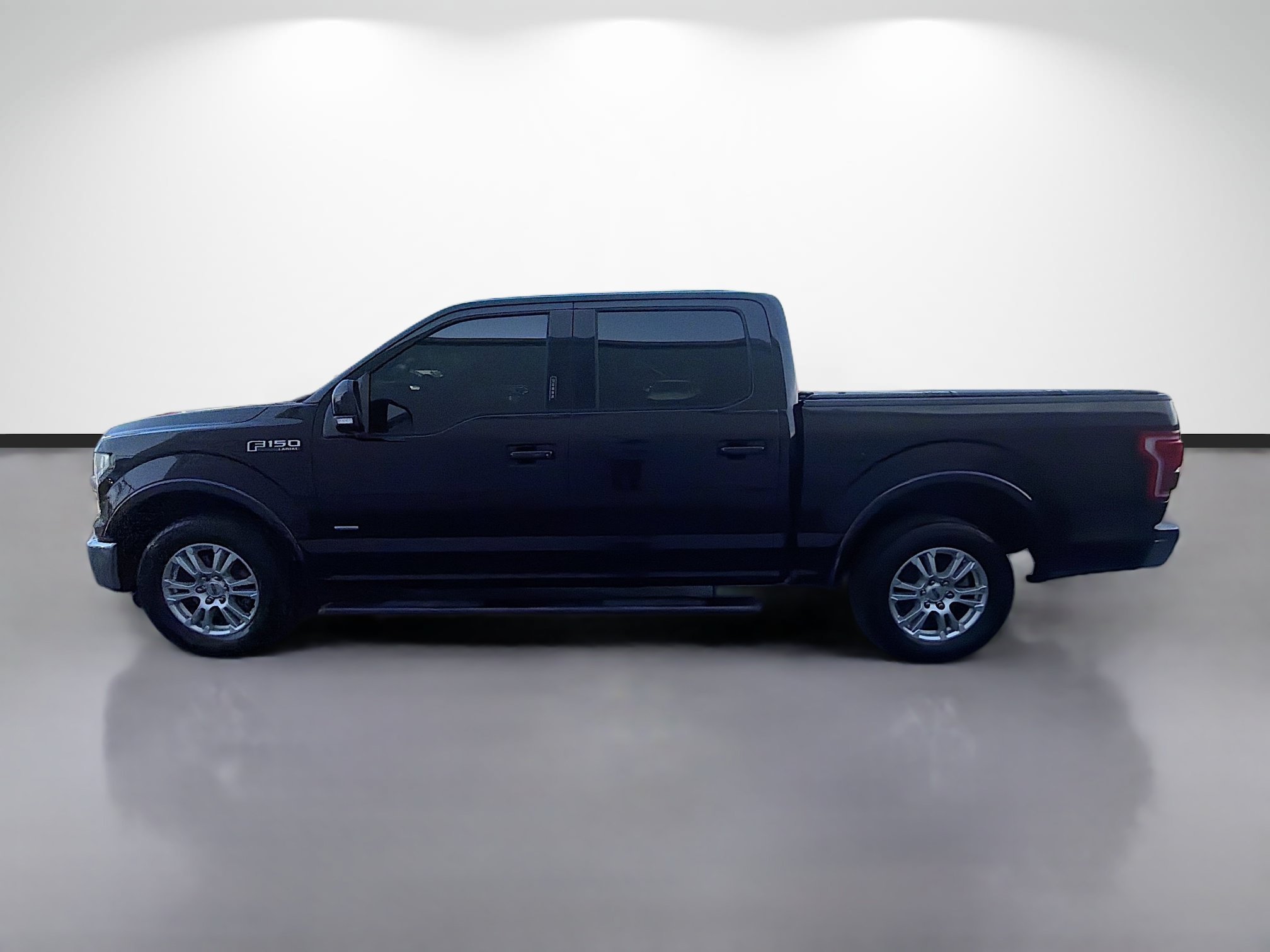 Used 2016 Ford F150 Lariat w/ Equipment Group 501A Mid RWD image 6