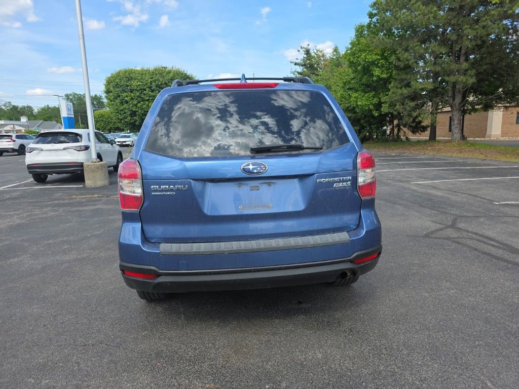 Used 2016 Subaru Forester 2.5i Premium w/ All-Weather Package AWD/4WD image 7