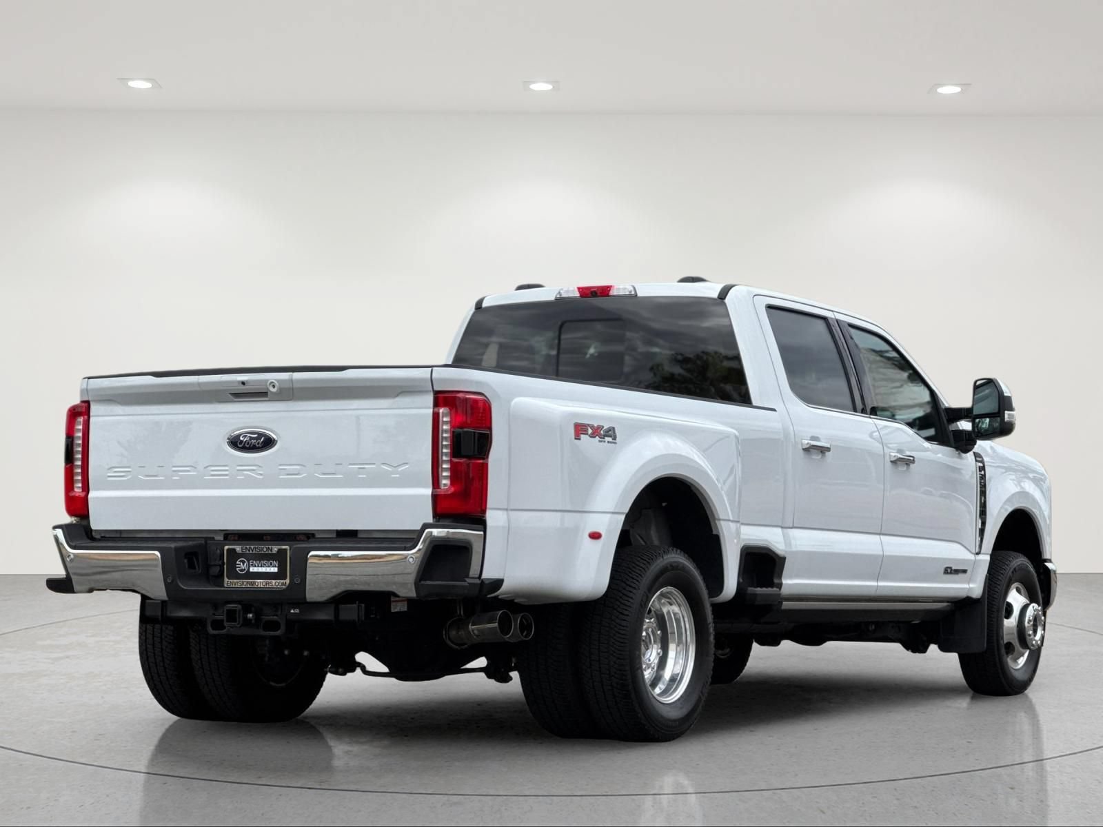 Used 2025 Ford F350 Lariat w/ Lariat Ultimate Package AWD/4WD image 6