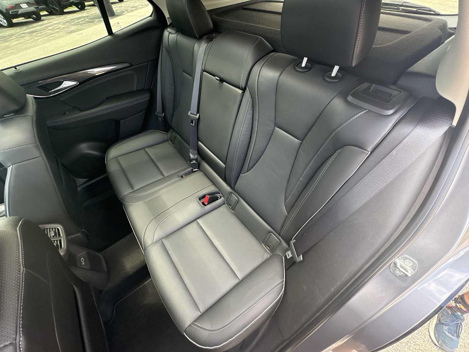 Used 2021 Buick Envision Essence w/ Sport Touring Package FWD image 26