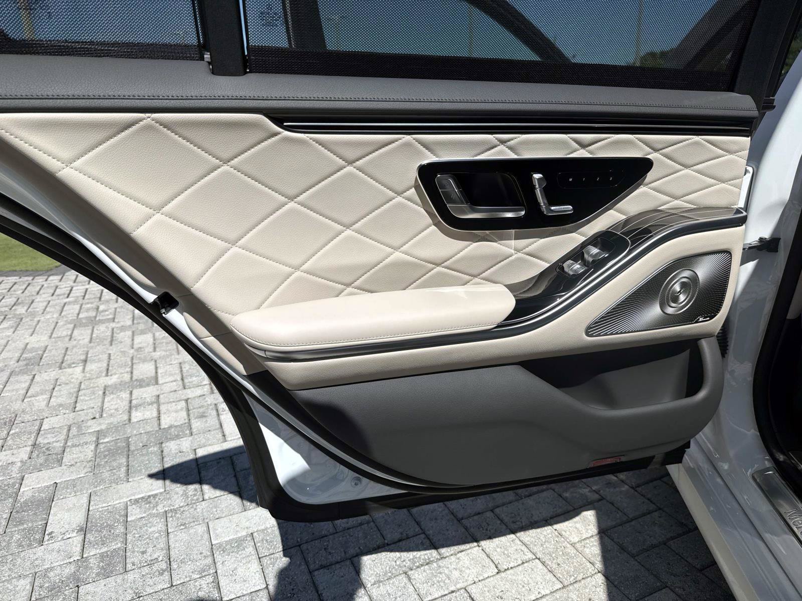 New 2027 Mercedes-Benz S 580 4MATIC Sedan image 11