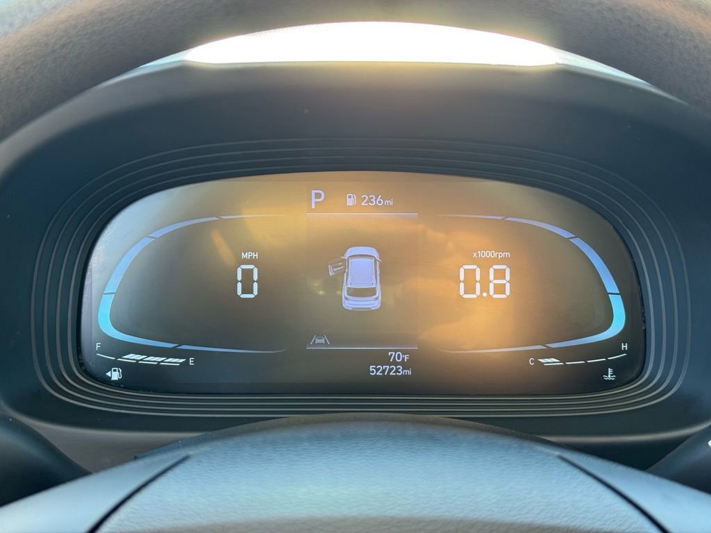 Used 2024 Hyundai Venue SE image 23