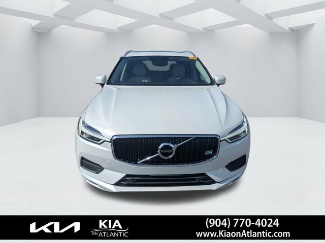 Used 2019 Volvo XC60 T5 Momentum w/ Multimedia Package AWD/4WD image 8