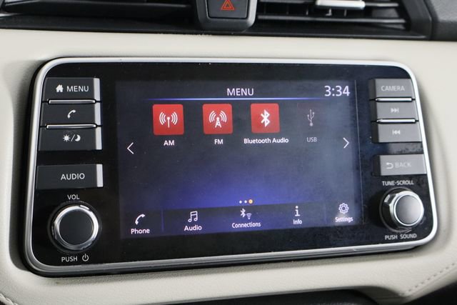 Used 2021 Nissan Versa SV image 30