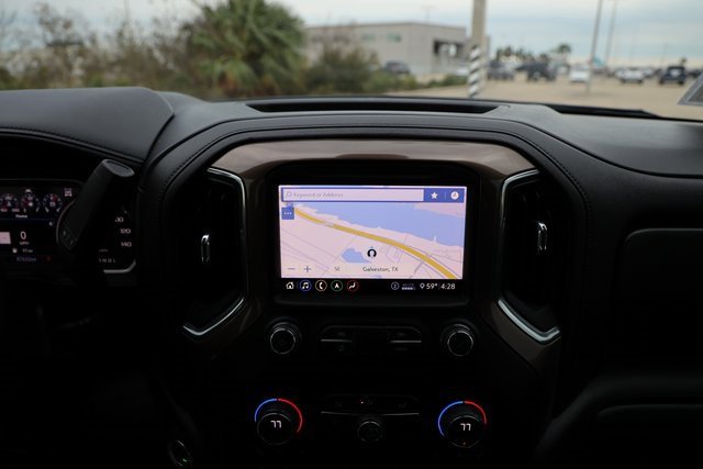 Used 2020 Chevrolet Silverado 1500 High Country w/ Technology Package image 17