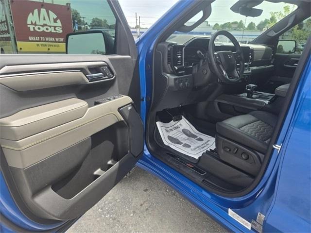 Used 2024 Chevrolet Silverado 1500 ZR2 image 18