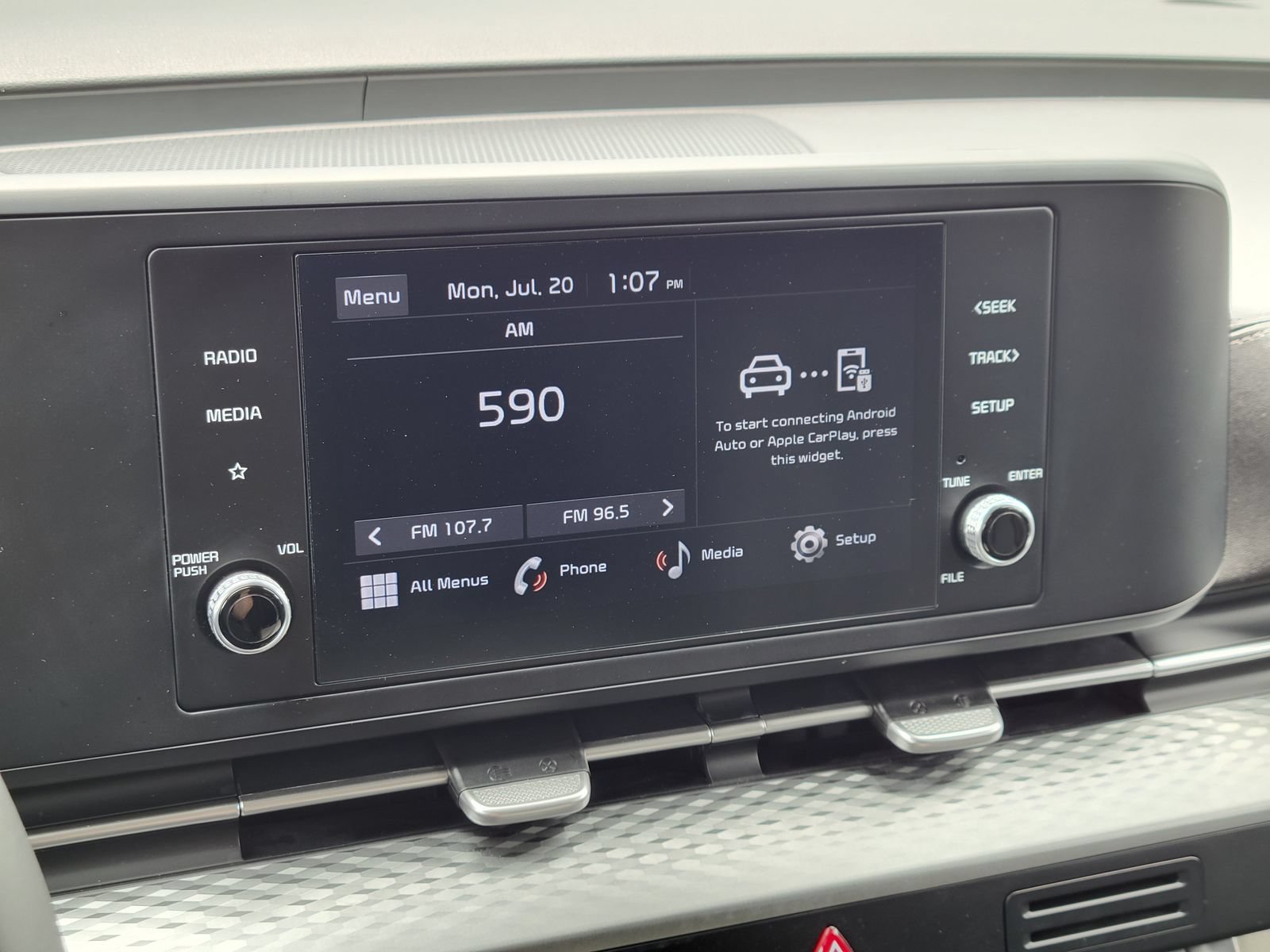 Certified 2023 Kia Carnival LX FWD image 20