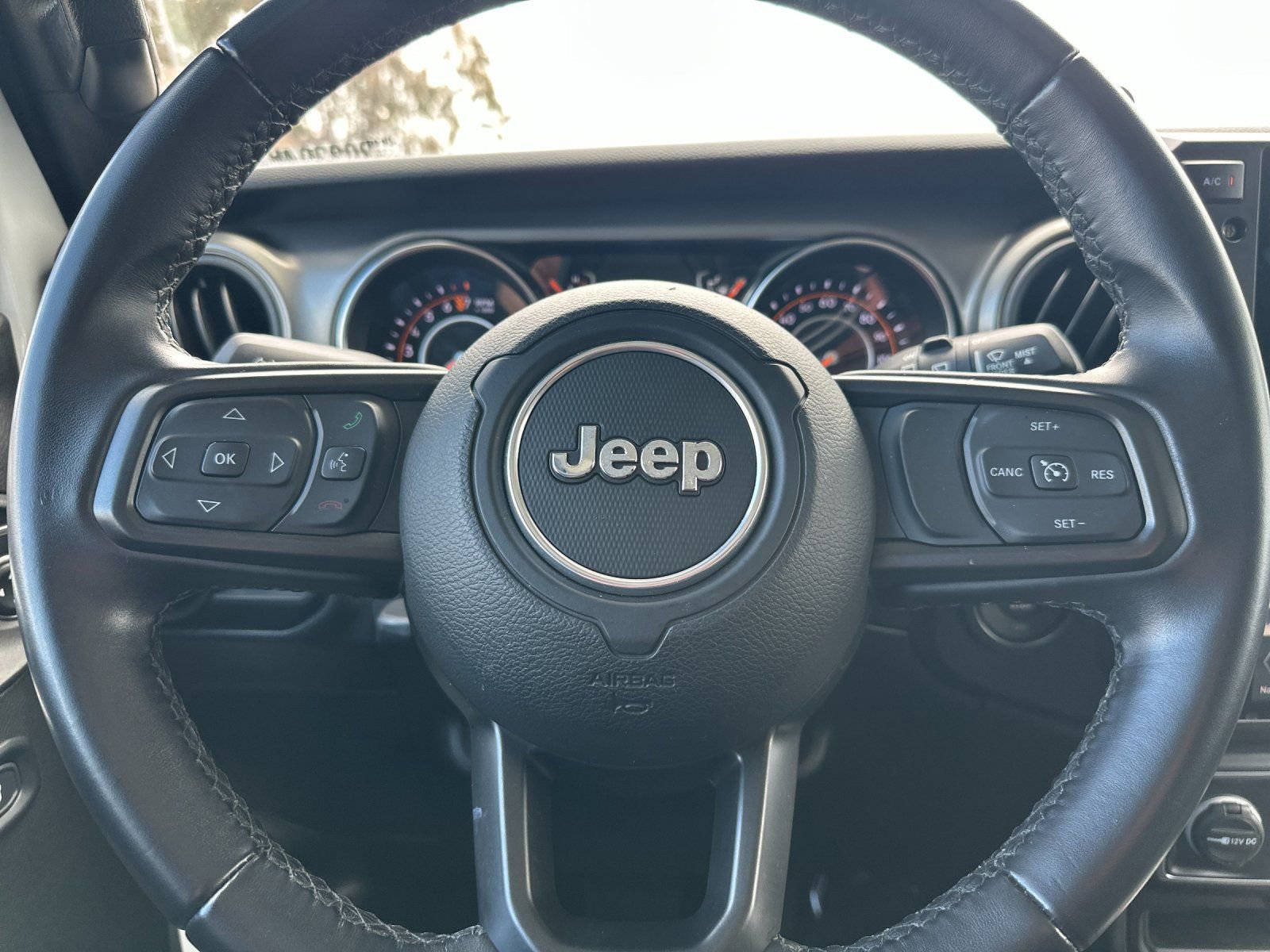 Used 2022 Jeep Wrangler Unlimited Sport AWD/4WD image 25