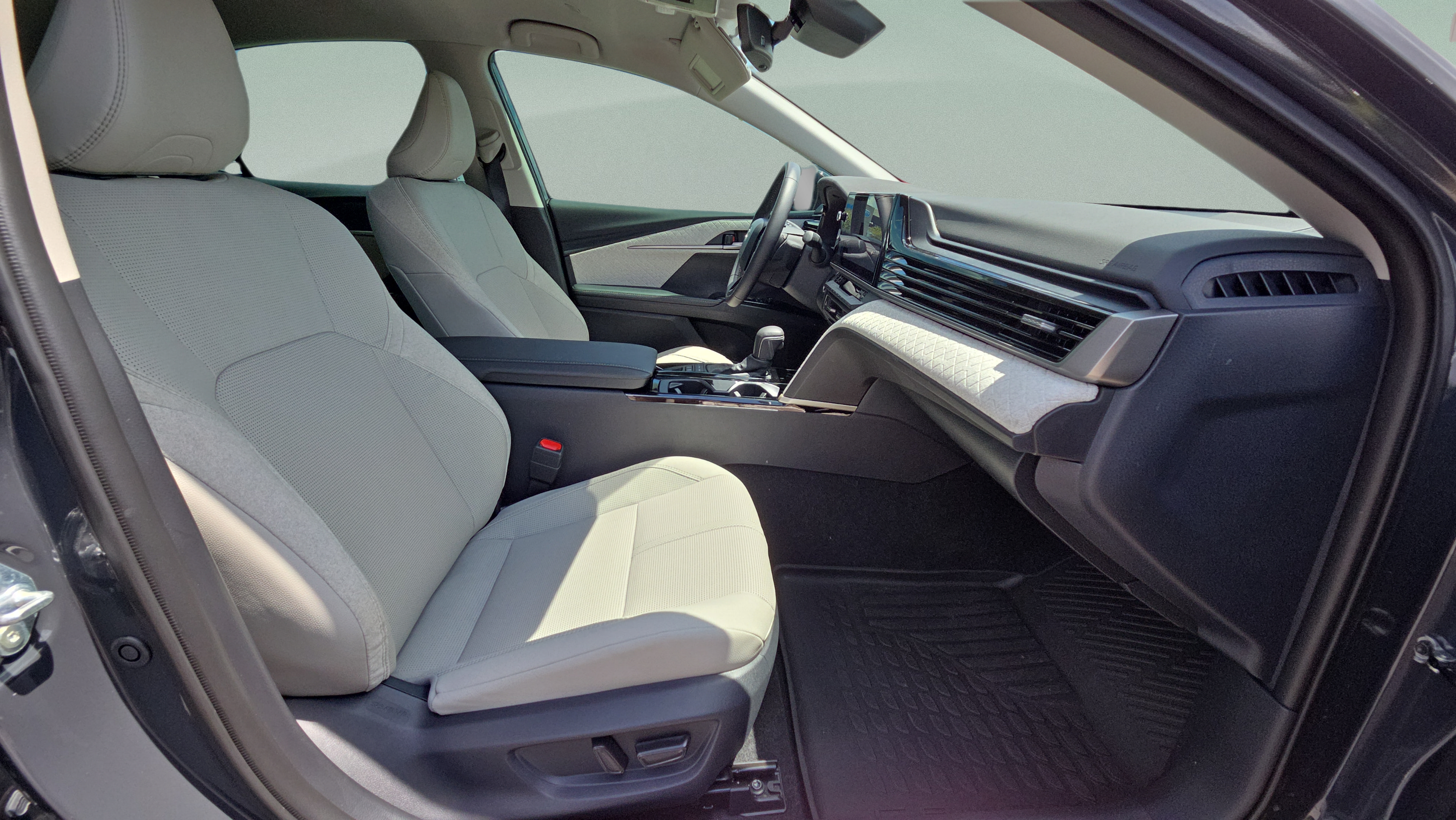 Certified 2026 Toyota Camry XLE FWD image 15