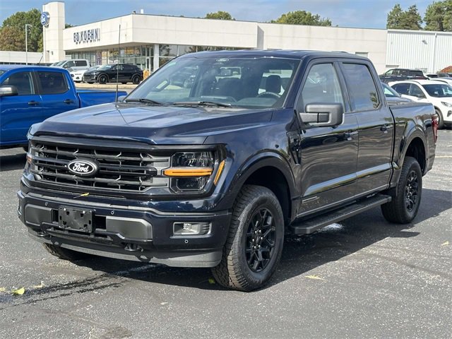 New 2025 Ford F150 XLT w/ Equipment Group 302A MID image 7