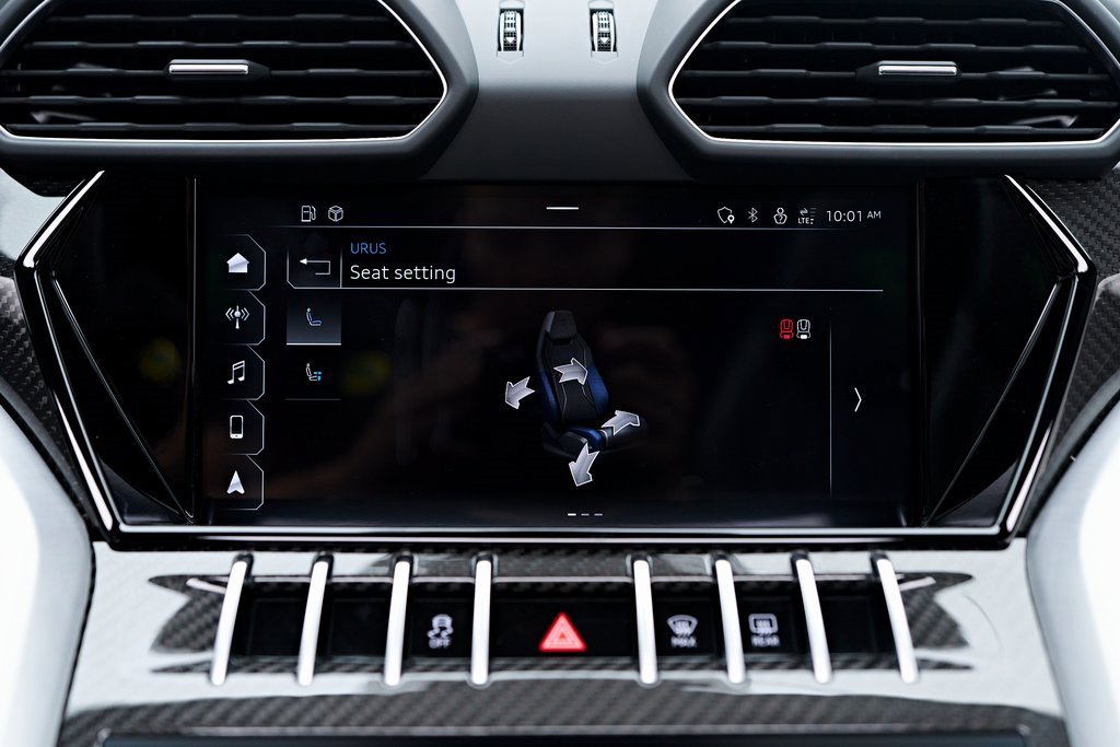 Used 2022 Lamborghini Urus image 85