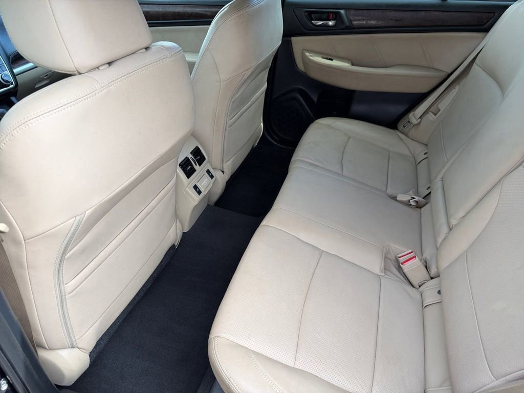 Used 2018 Subaru Outback 2.5i Limited image 11
