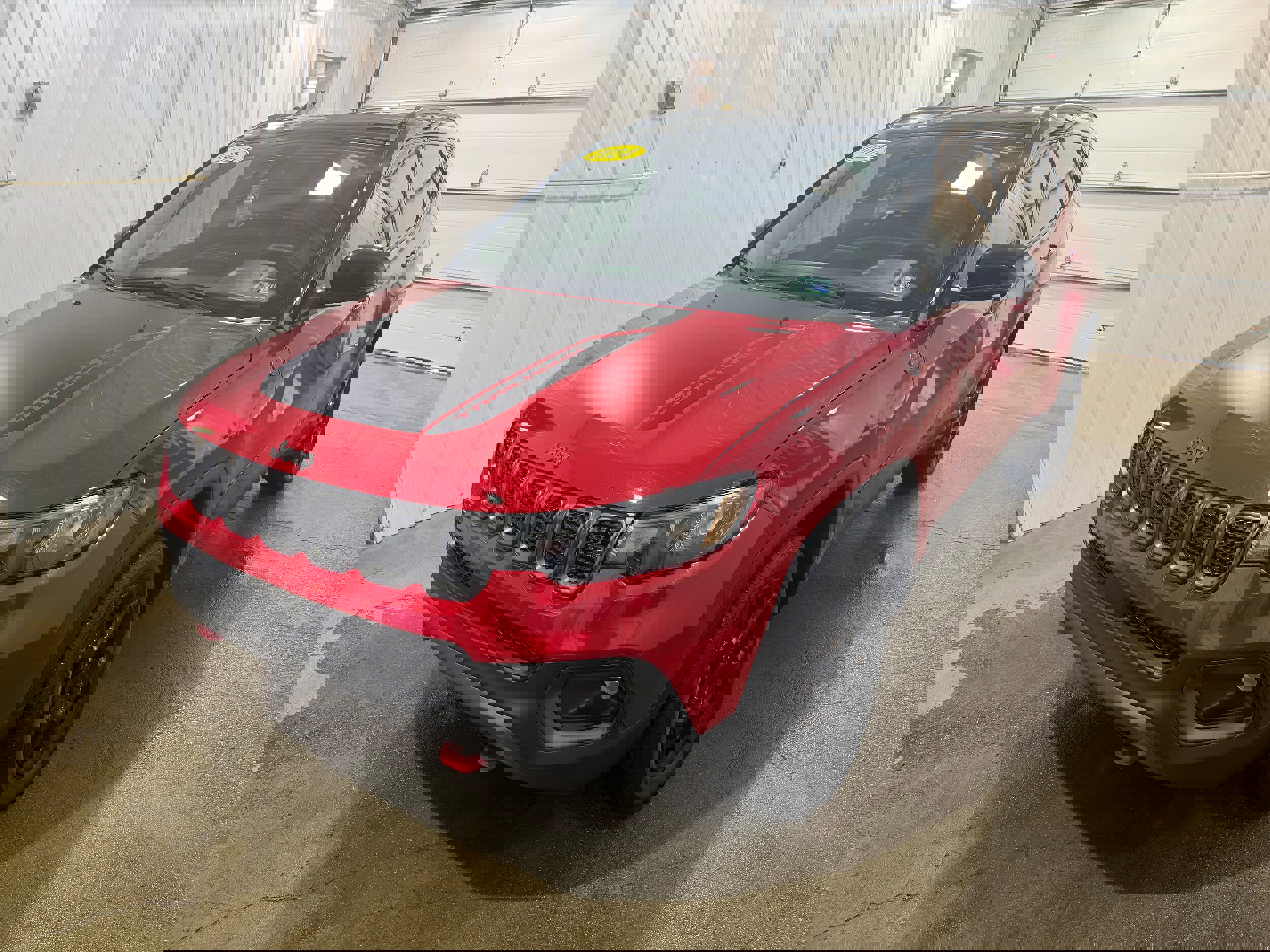 Used 2024 Jeep Compass Trailhawk image 4
