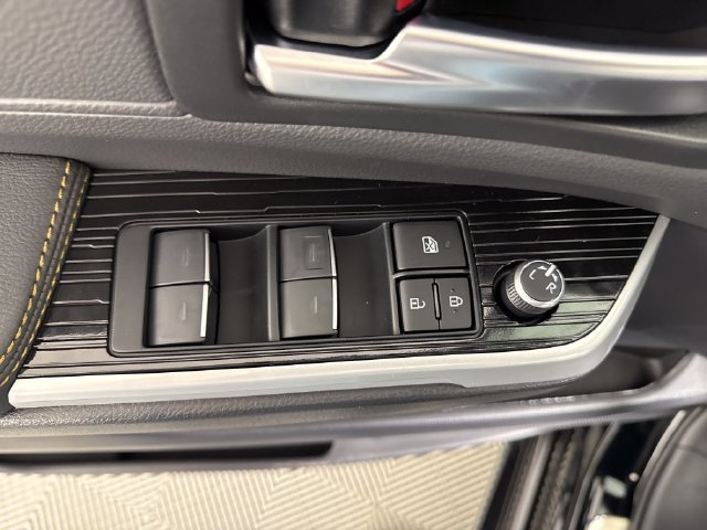 New 2026 Toyota Sienna XLE Woodland Edition AWD/4WD image 27