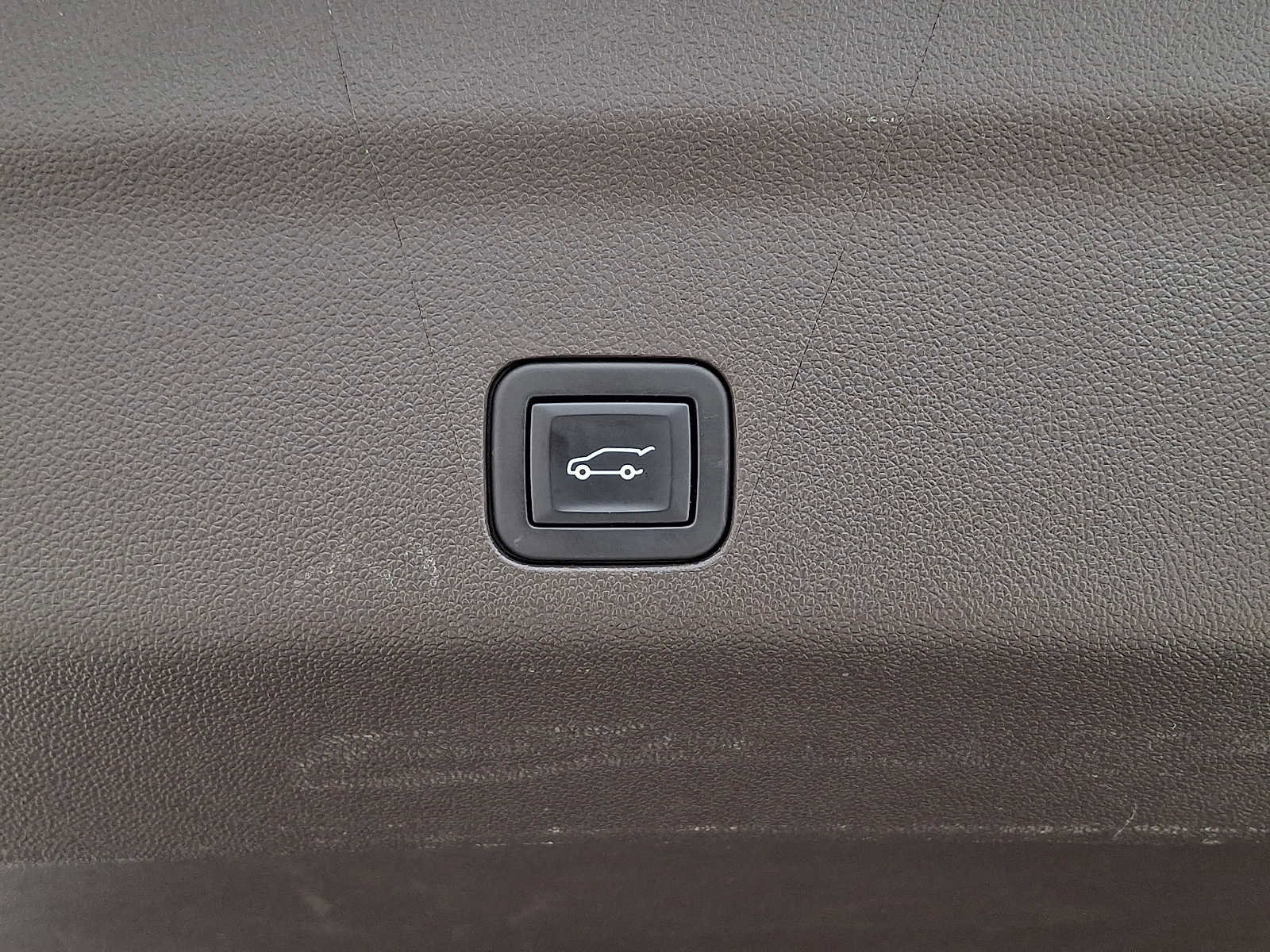 Certified 2023 Cadillac Escalade Premium Luxury image 25