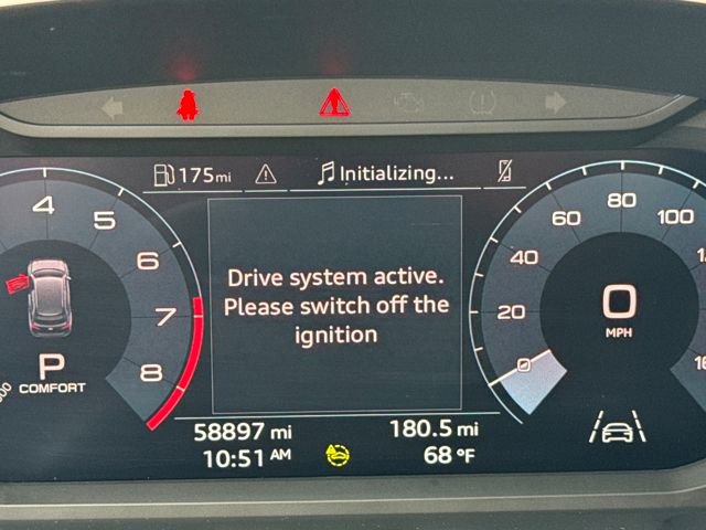 Used 2023 Audi Q3 2.0T Premium image 16