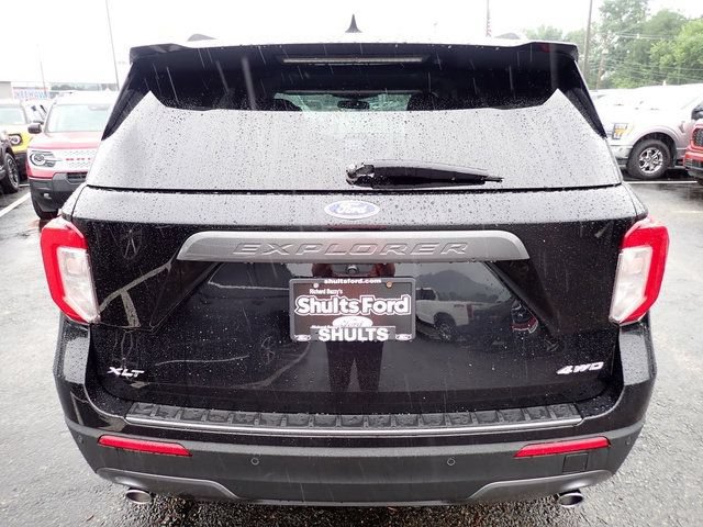 Certified 2024 Ford Explorer XLT w/ Equipment Group 202A AWD/4WD image 6
