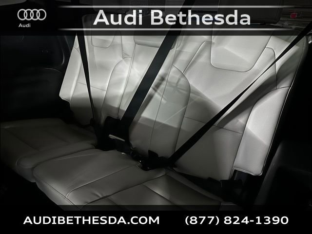 Used 2023 Kia Telluride EX w/ EX Captain's Chair Package image 30