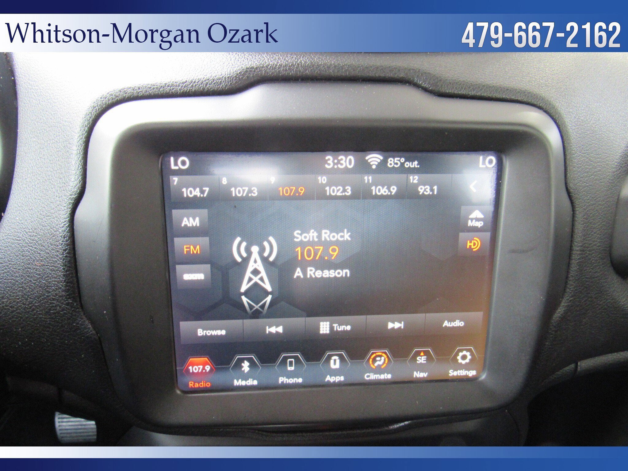 Used 2019 Jeep Renegade Trailhawk w/ UConnect 8.4 Nav Group AWD/4WD image 39