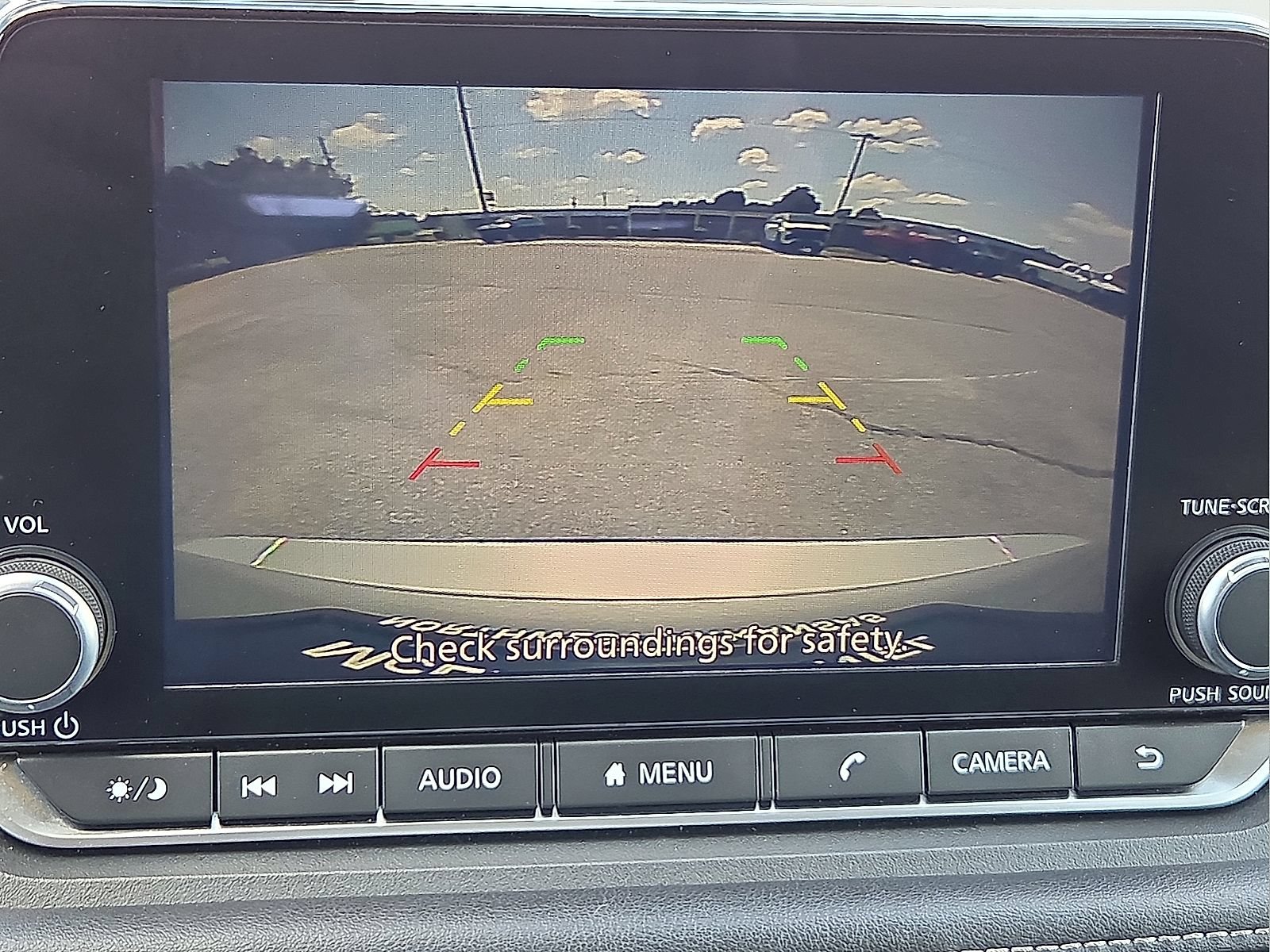 Used 2025 Nissan Rogue SV FWD image 16